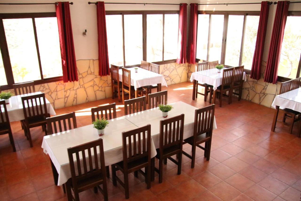 Hotel Rural & Restaurante Las Camaretas Cortes de la Frontera Exterior photo