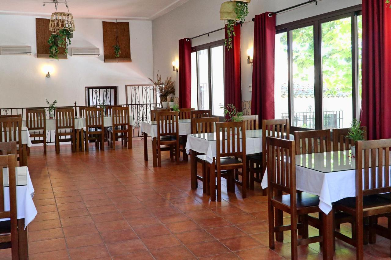 Hotel Rural & Restaurante Las Camaretas Cortes de la Frontera Exterior photo
